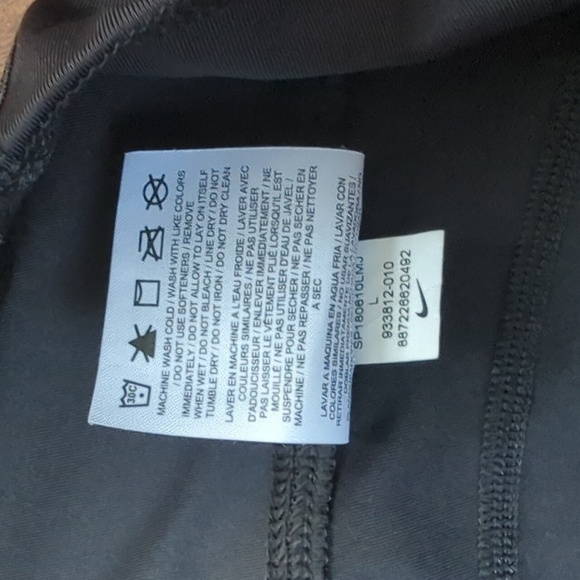 Nike Leggings - Picture 4 of 7